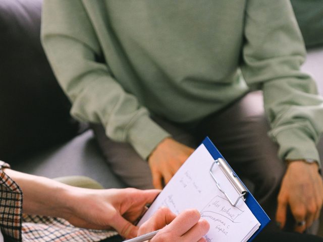 https://cmdenfant.com/wp-content/uploads/2026/09/pexels-shvets-production-7176291-scaled-e1788914175471-640x480.jpg
